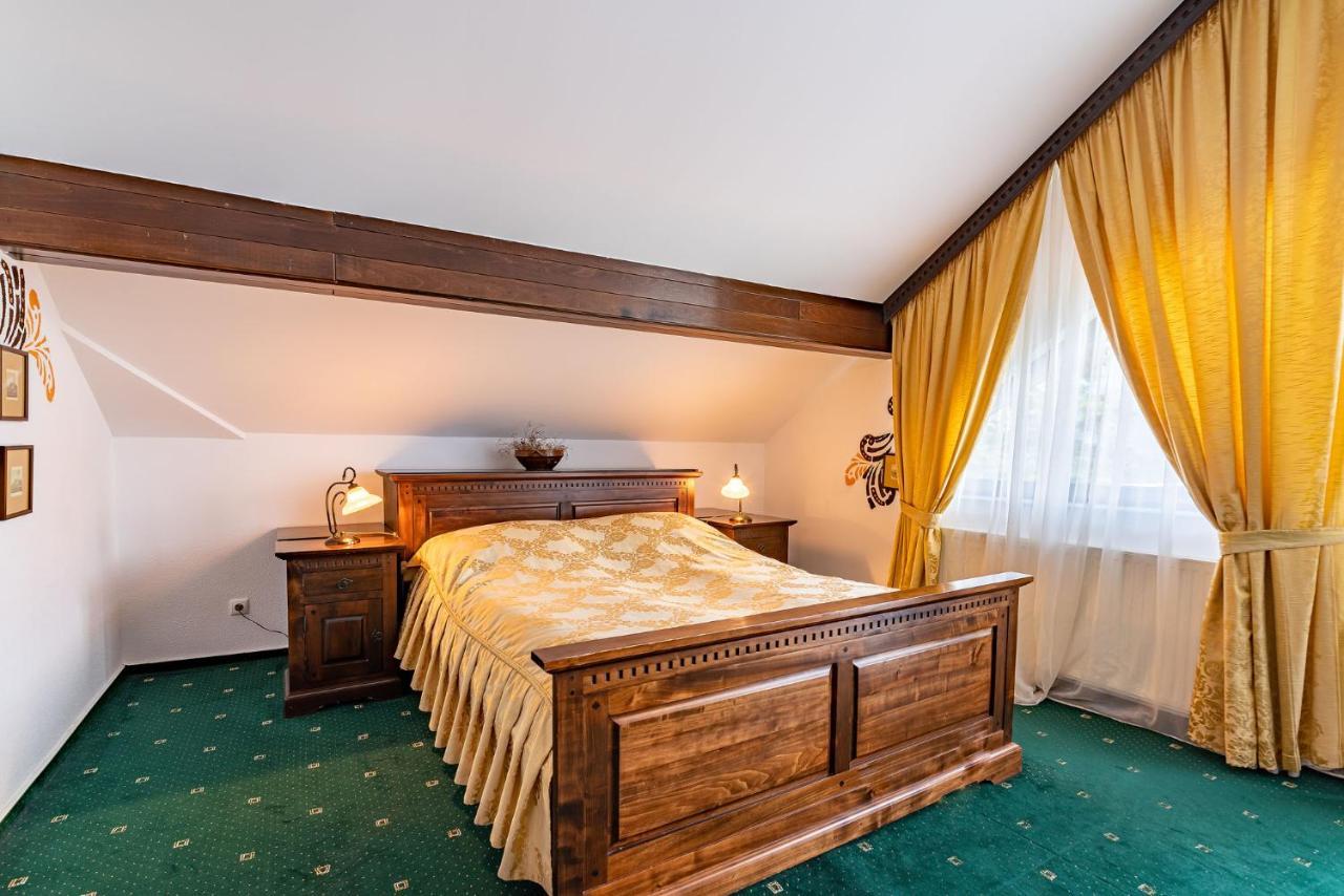 Hotel Regal Sinaia Exterior foto
